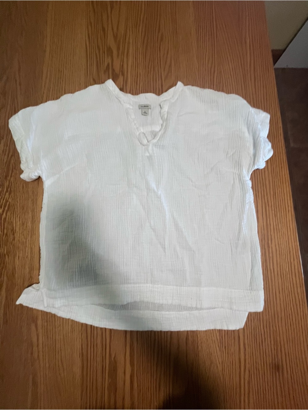 White L.L.Bean polo top textured breathable cotton gauze fabric Size L Nice!